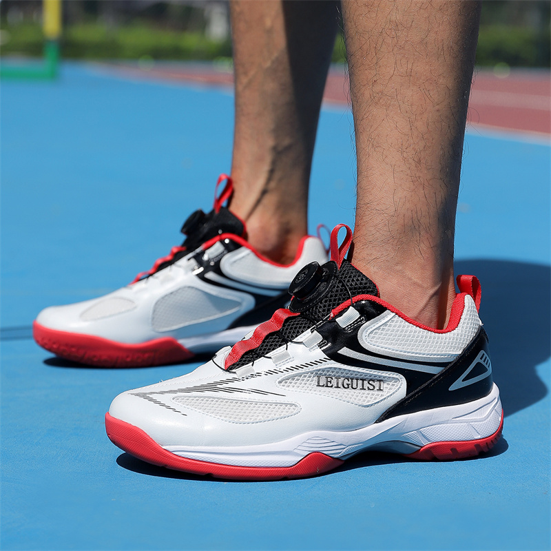 Paar tennisschoenen met rotere - Table Tennis Basic recensie en prijs